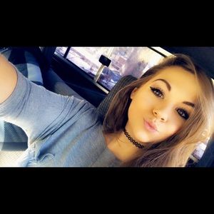 Meet your Posher, Rebekah